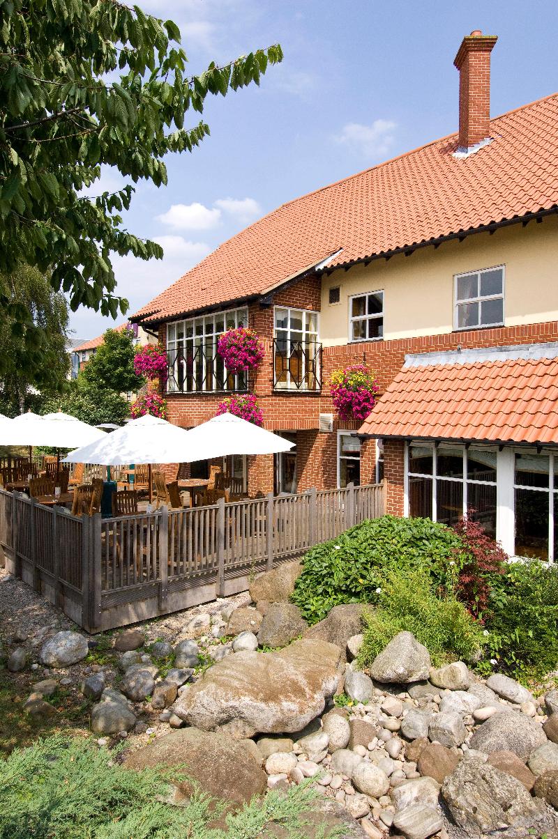 Premier Inn  Oxford Cowley image