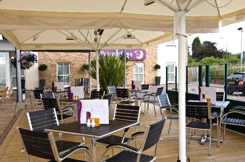 Premier Inn Bristol Cribbs Causeway - M5 J17