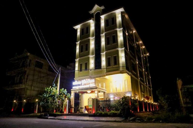 Arina Boutique Kampot image