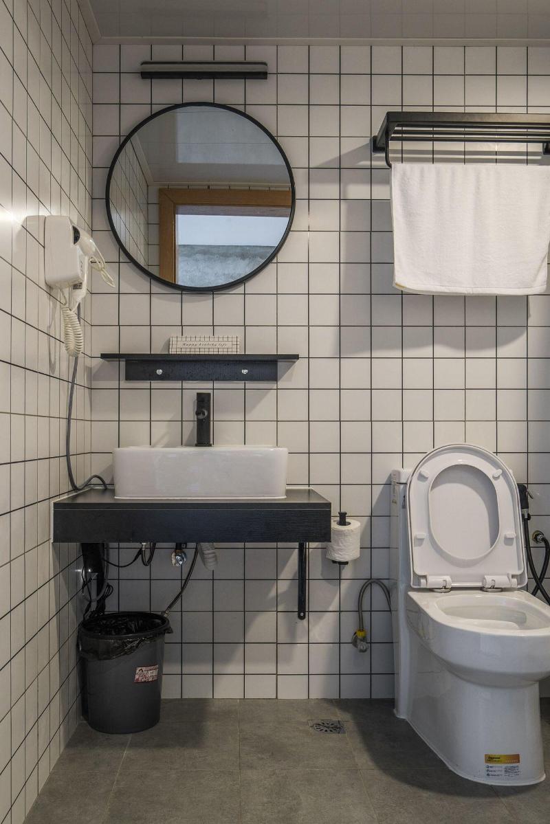 Paly Hotel image