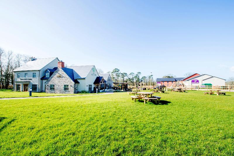 Premier Inn Haverfordwest - North/A40