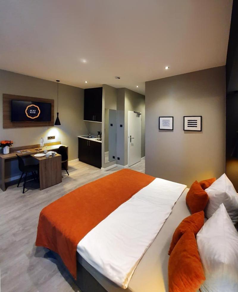 JustStay Hotel Solingen image