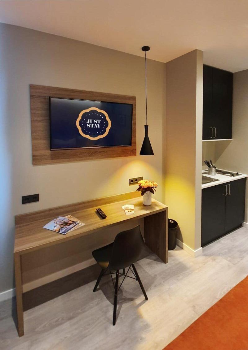 JustStay Hotel Solingen image