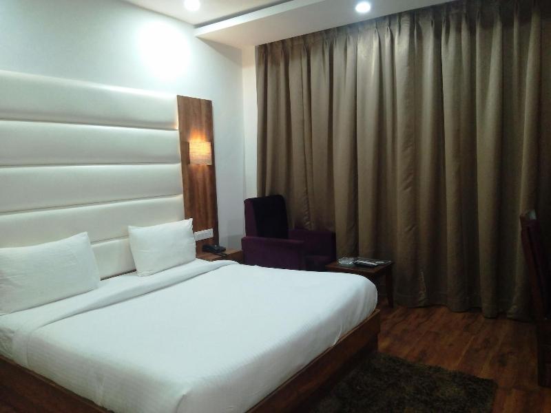 Hotel AK Continental image