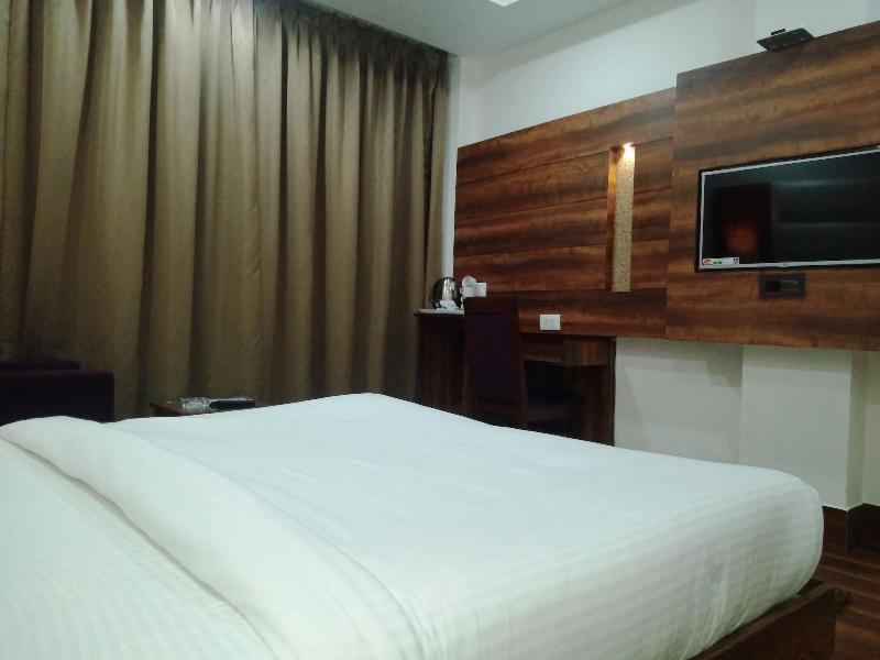 Hotel AK Continental image