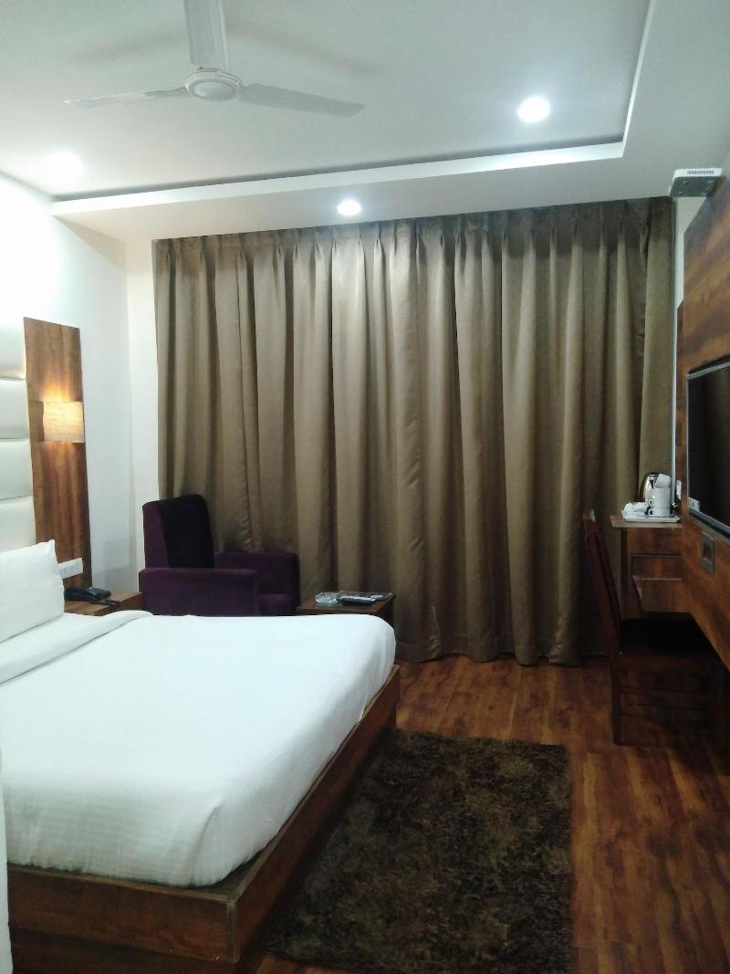 Hotel AK Continental image