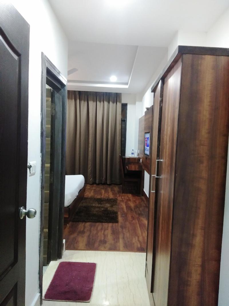 Hotel AK Continental image