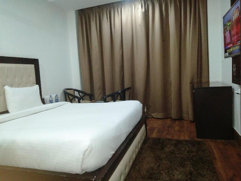 Hotel AK Continental image