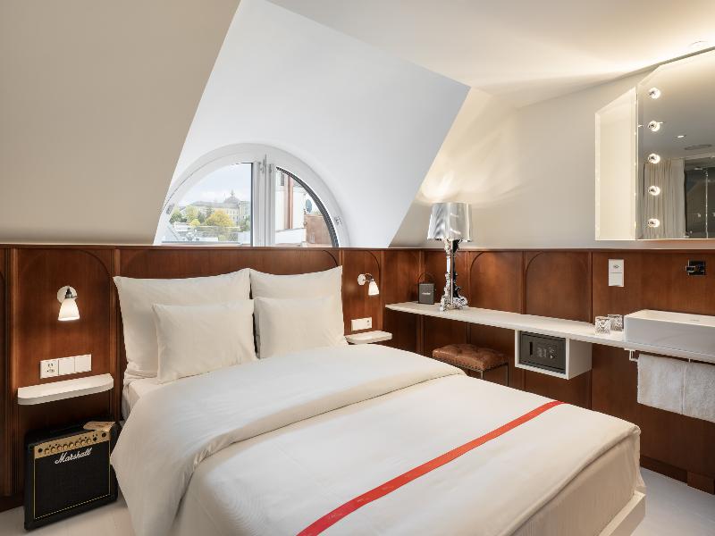Ruby Mimi Zurich by IHG image