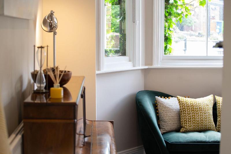 Lock Keepers Cottage - Detached House in the City image