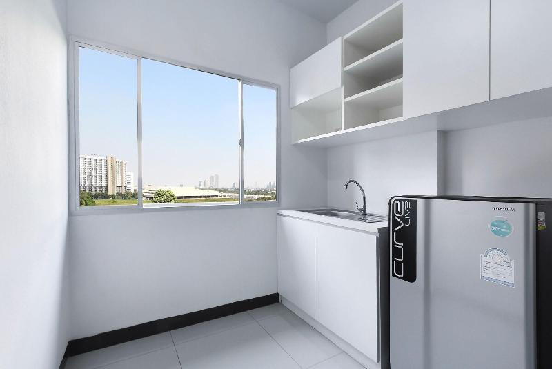 D Varee Xpress Fullroom 77 Srinakarin image