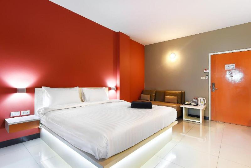 D Varee Xpress Fullroom 77 Srinakarin image