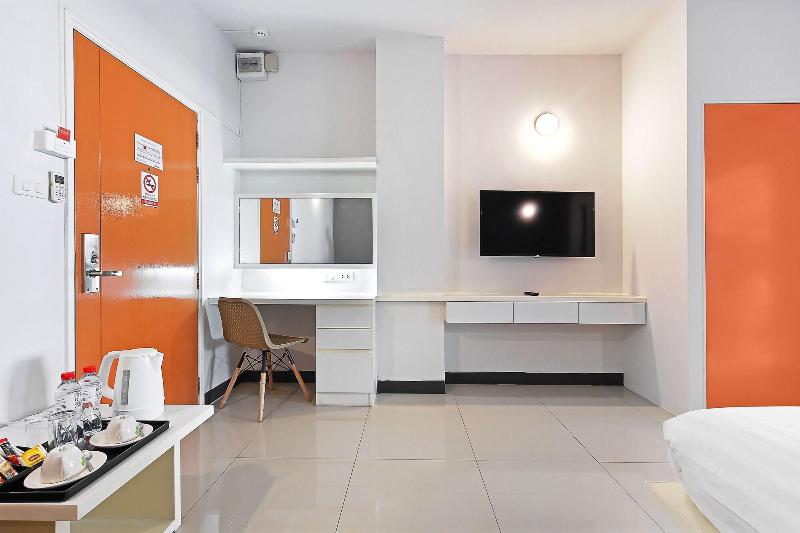 D Varee Xpress Fullroom 77 Srinakarin image