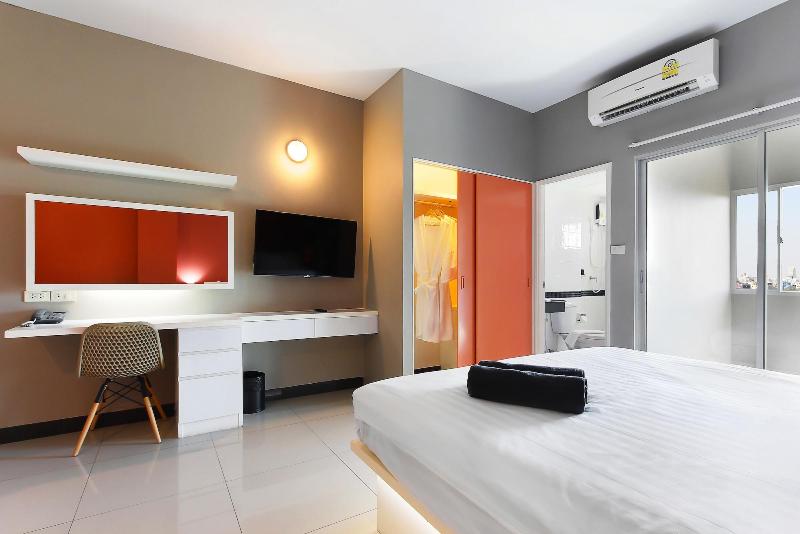 D Varee Xpress Fullroom 77 Srinakarin image
