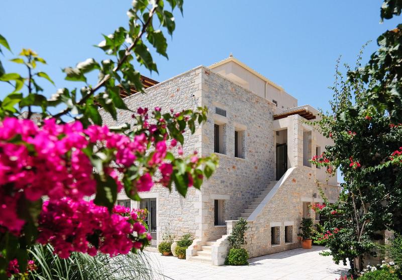 Margo Beach Hotel image