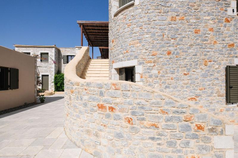 Margo Beach Hotel image