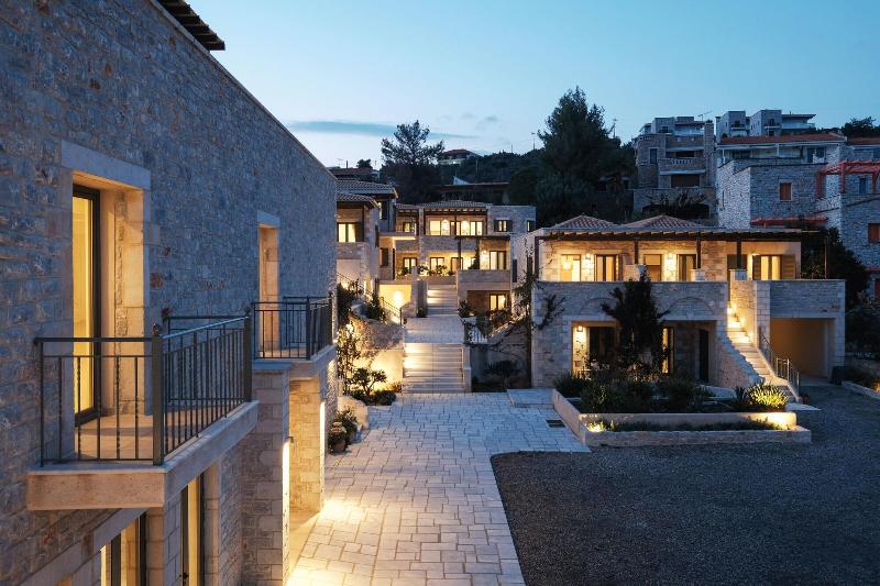 Margo Beach Hotel image