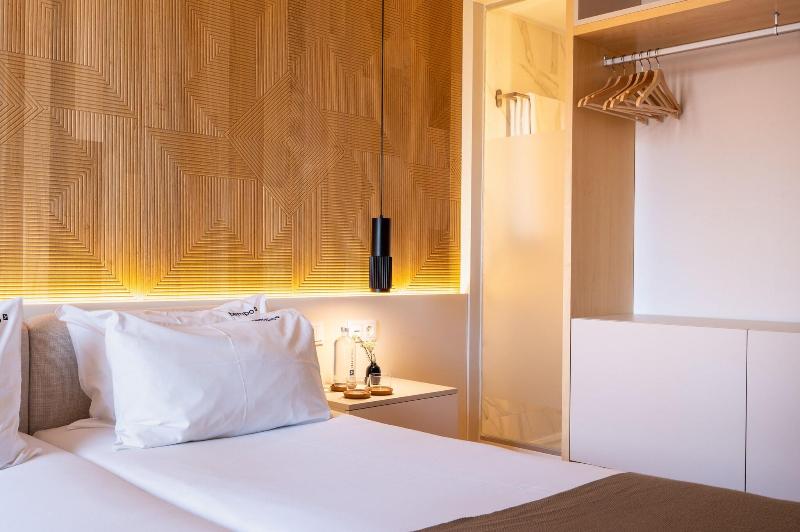 Tempo FLH Hotels image