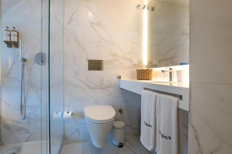 Tempo FLH Hotels image