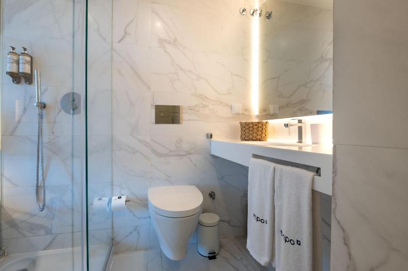 Tempo FLH Hotels image