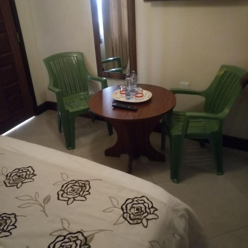 Skyline Hotel & Suites image