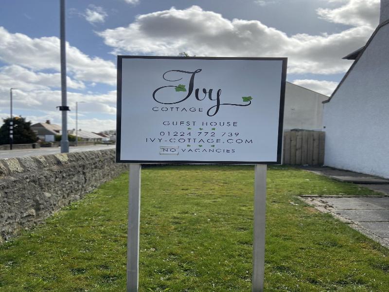 Ivy Cottage Serviced Accommodation image