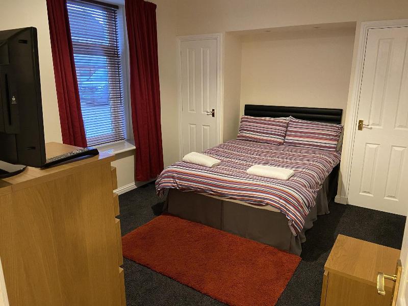 Ivy Cottage Serviced Accommodation image