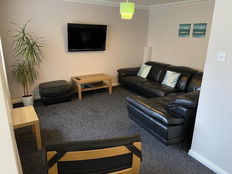Ivy Cottage Serviced Accommodation image