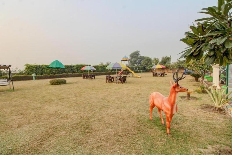Elegance Resort