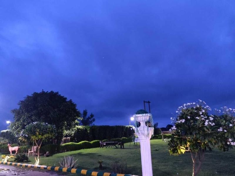 Elegance Resort 2