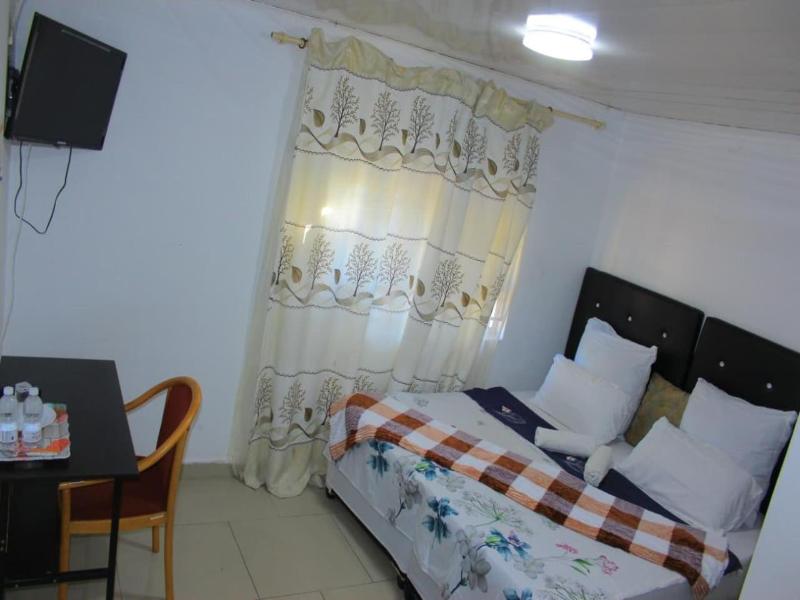 Albrine lodge image