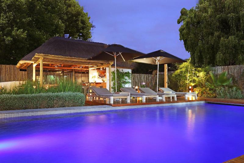 Garden Retreat - Adults Only image
