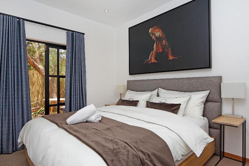 Garden Retreat - Adults Only image