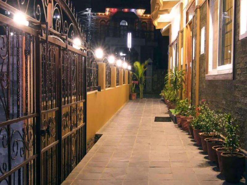 Hotel Basanta inn image