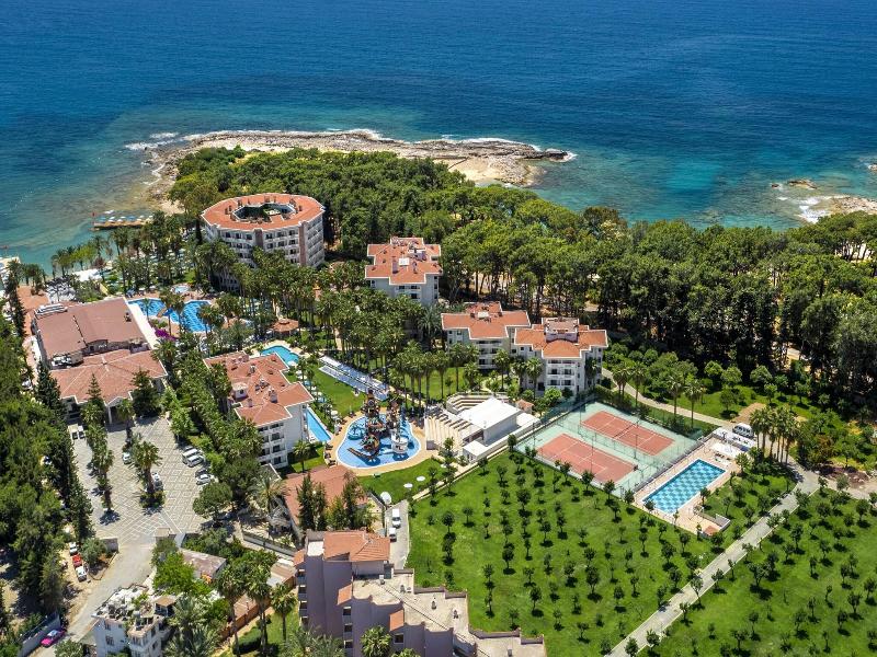 Utopia Resort & Residence