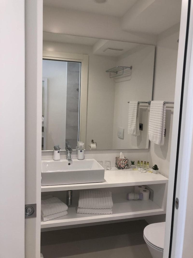 Bel Etage Luxury Rooms image