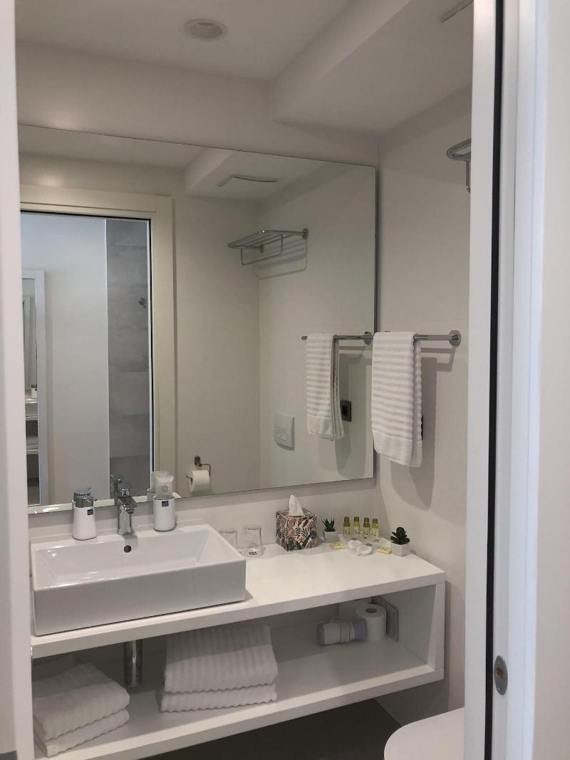 Bel Etage Luxury Rooms image
