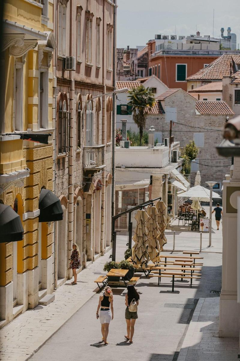 Porto Nativo Split image