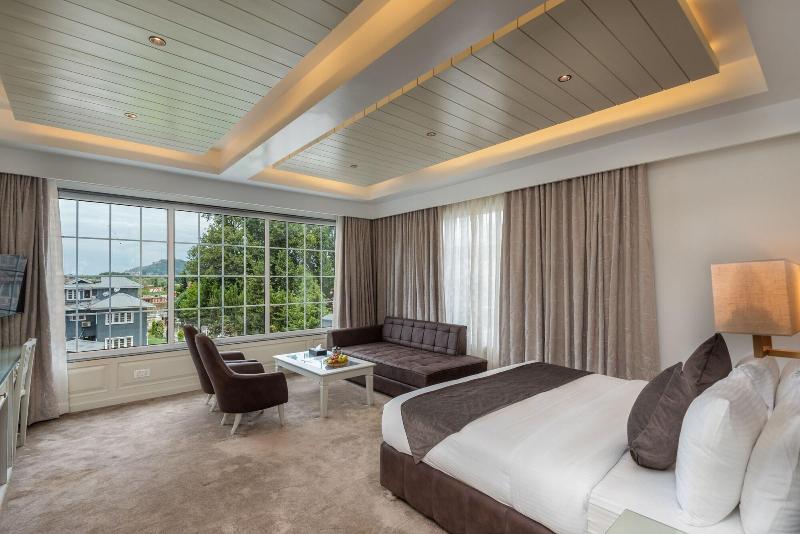 Hotel Grand Boulevard image