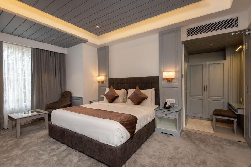 Hotel Grand Boulevard image