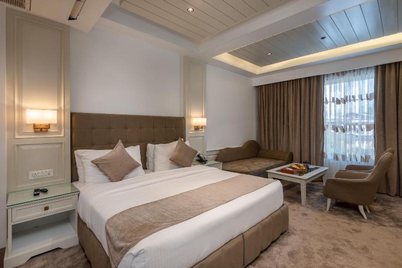 Hotel Grand Boulevard image