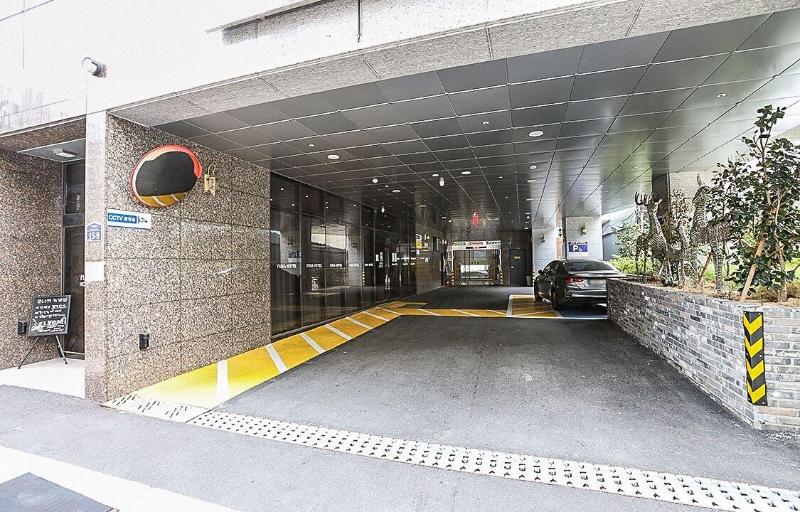 Hotel Yuna image