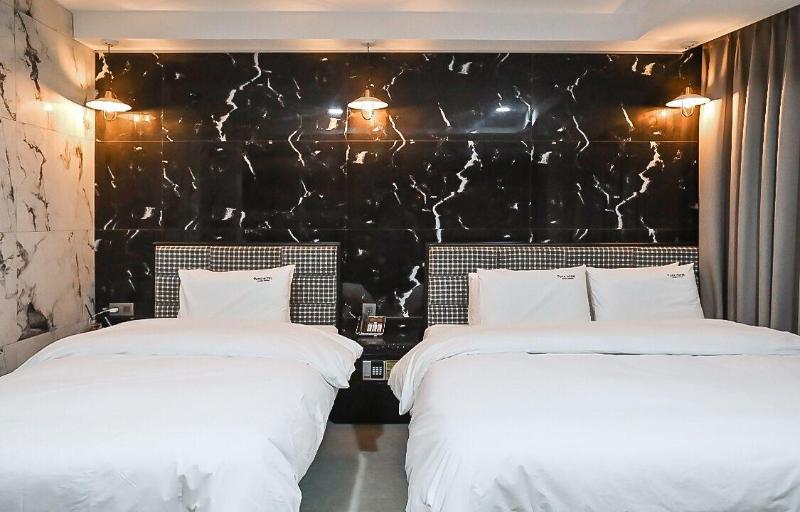 Hotel Yuna image