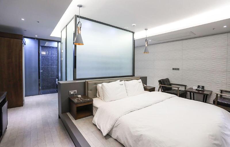 Hotel Yuna image
