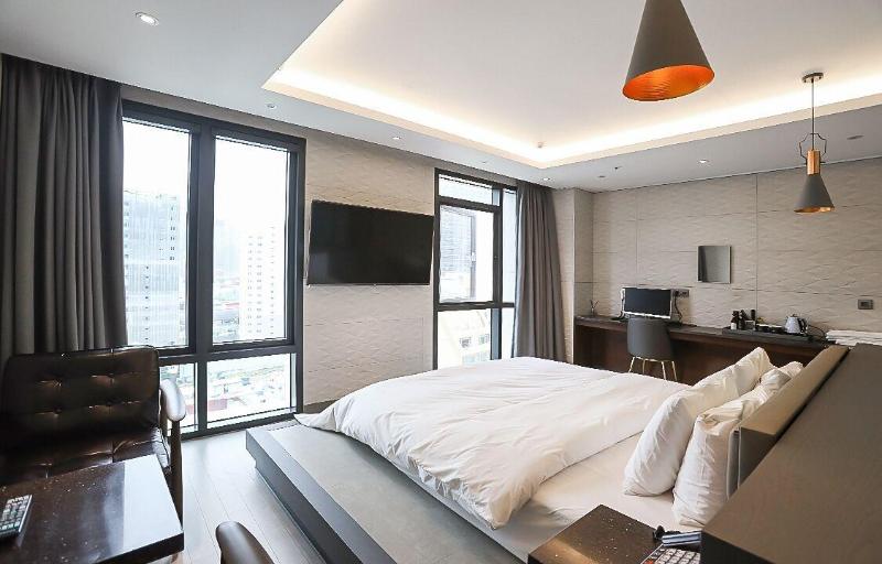 Hotel Yuna image