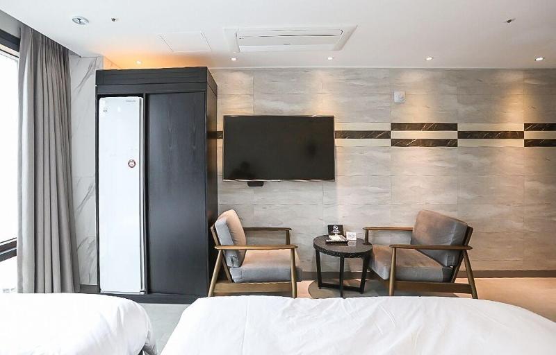 Hotel Yuna image