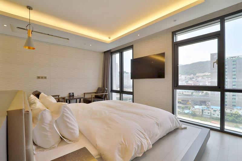 Hotel Yuna image