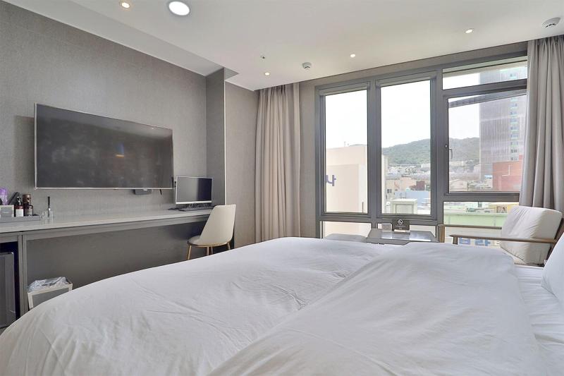 Hotel Yuna image