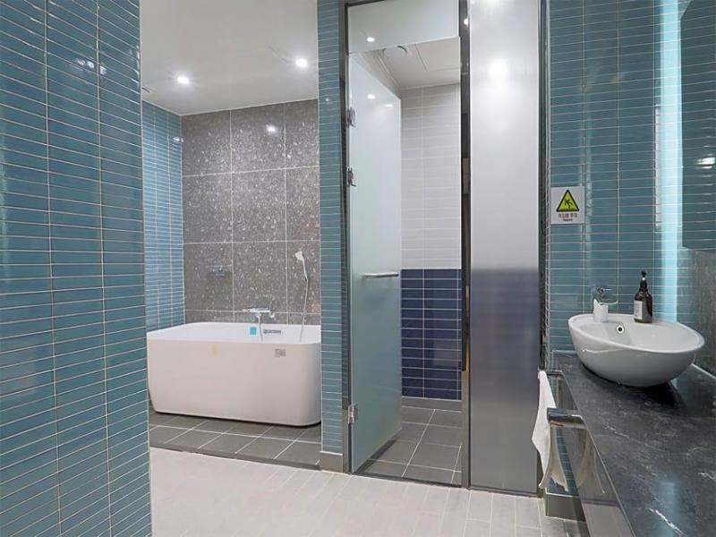 Hotel Yuna image