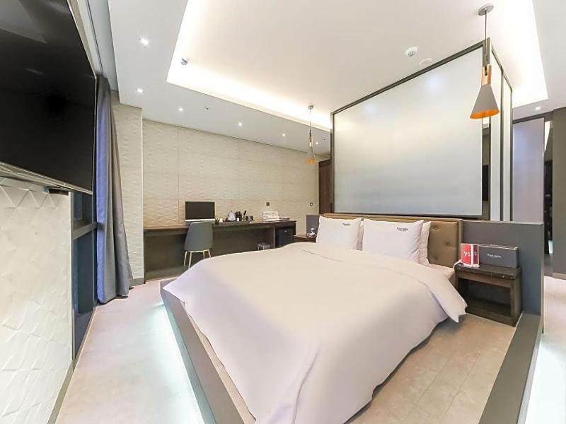 Hotel Yuna image